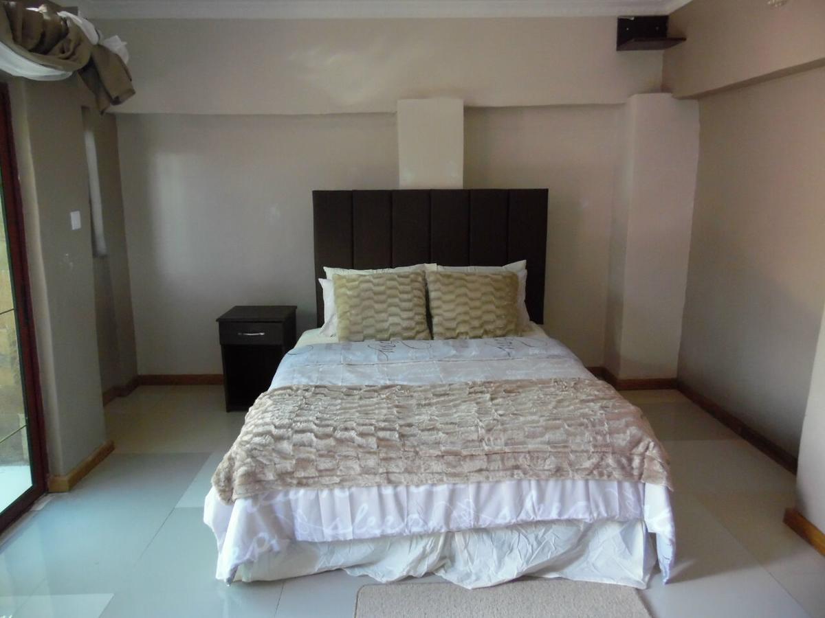 לוסקה Rugems Executive Lodge מראה חיצוני תמונה