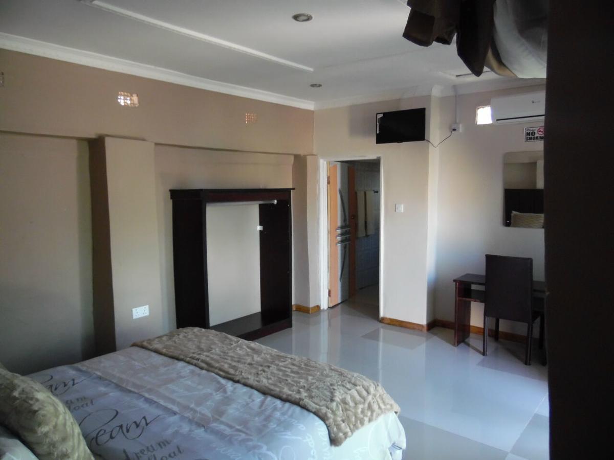 לוסקה Rugems Executive Lodge מראה חיצוני תמונה