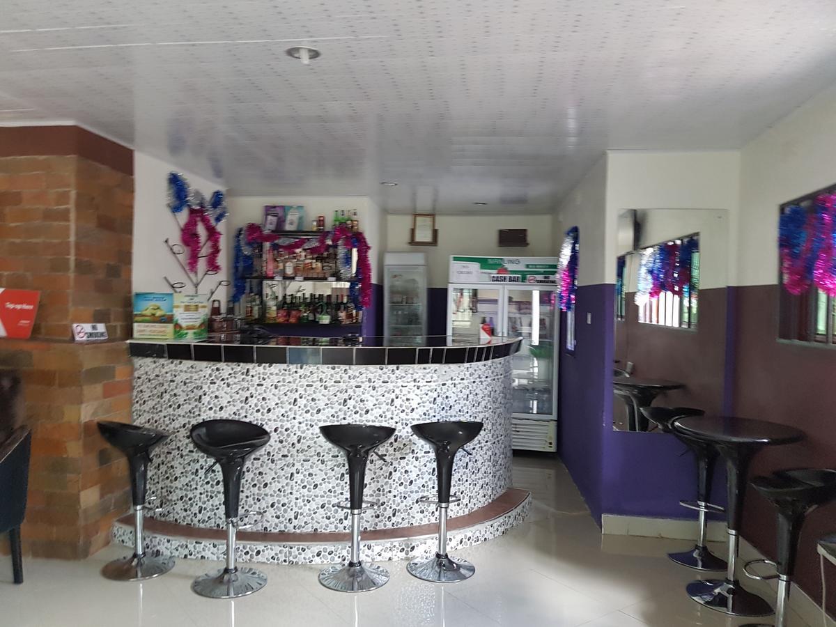 לוסקה Rugems Executive Lodge מראה חיצוני תמונה