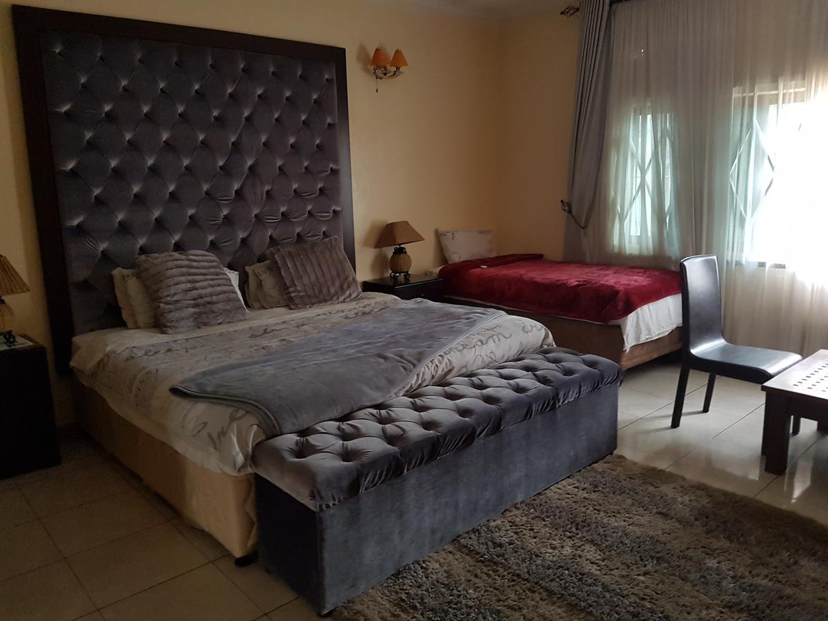 לוסקה Rugems Executive Lodge מראה חיצוני תמונה